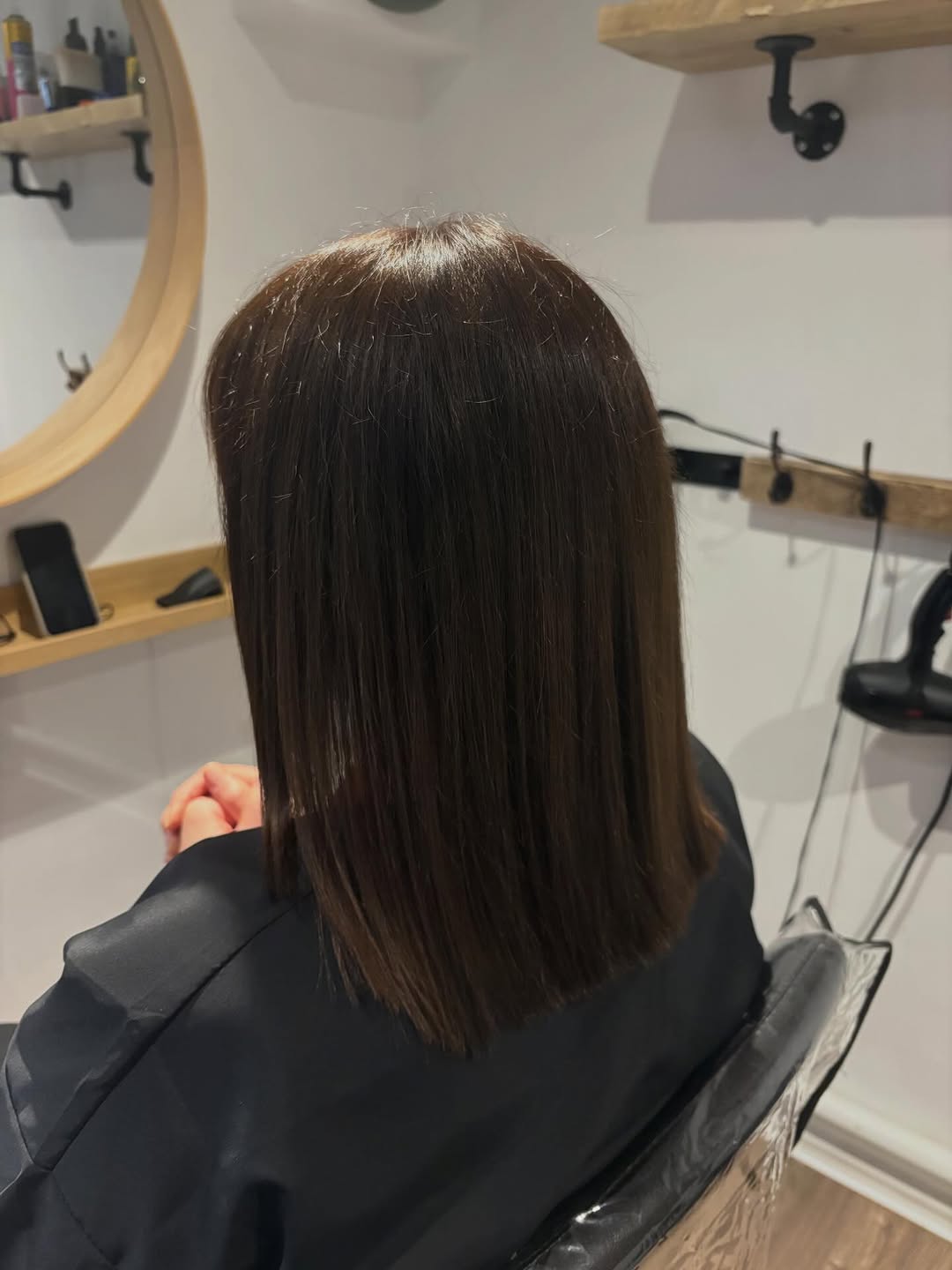 Sleek precision cut